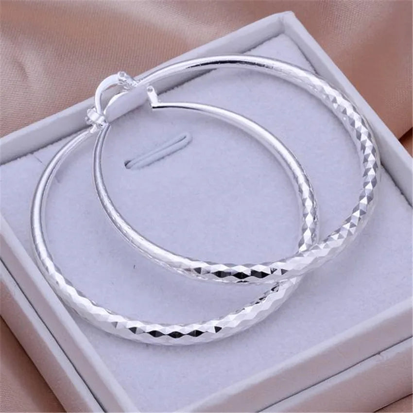 Boucle d'oreille créole en argent pour femme